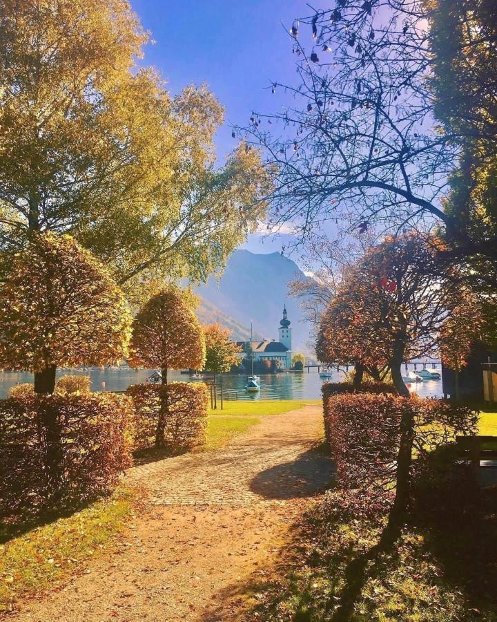 Ferienhaeuschen Am Traunsee Mit Tretboot Zur Freien Nutzung Am Badeplatz Altmünster Exterior foto